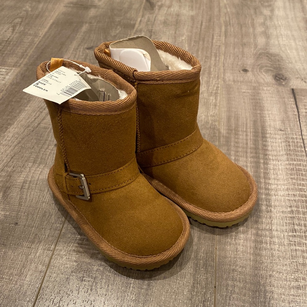 Girls Boots